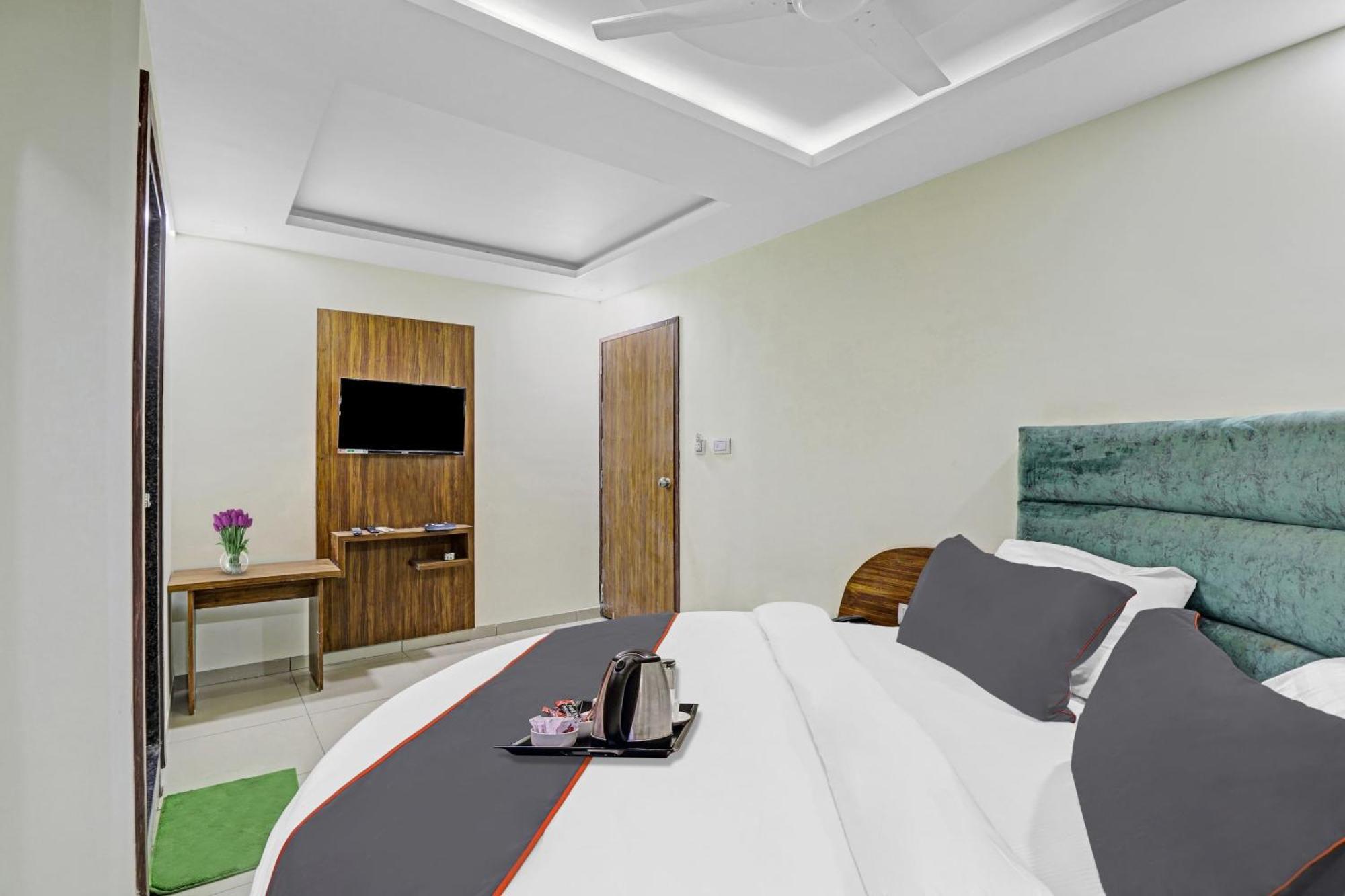 Hotel O Hill View Vadodara Ngoại thất bức ảnh