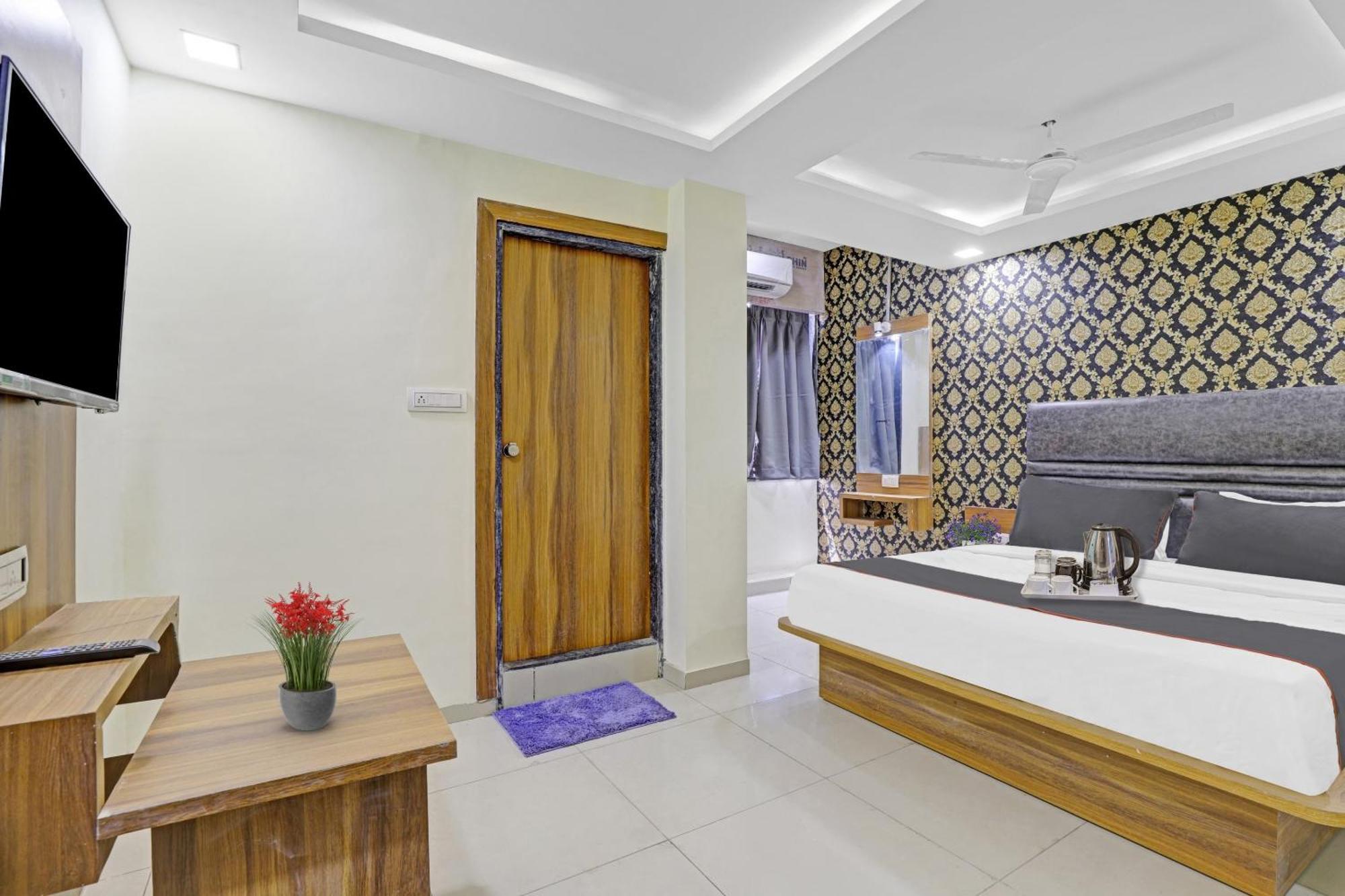 Hotel O Hill View Vadodara Ngoại thất bức ảnh