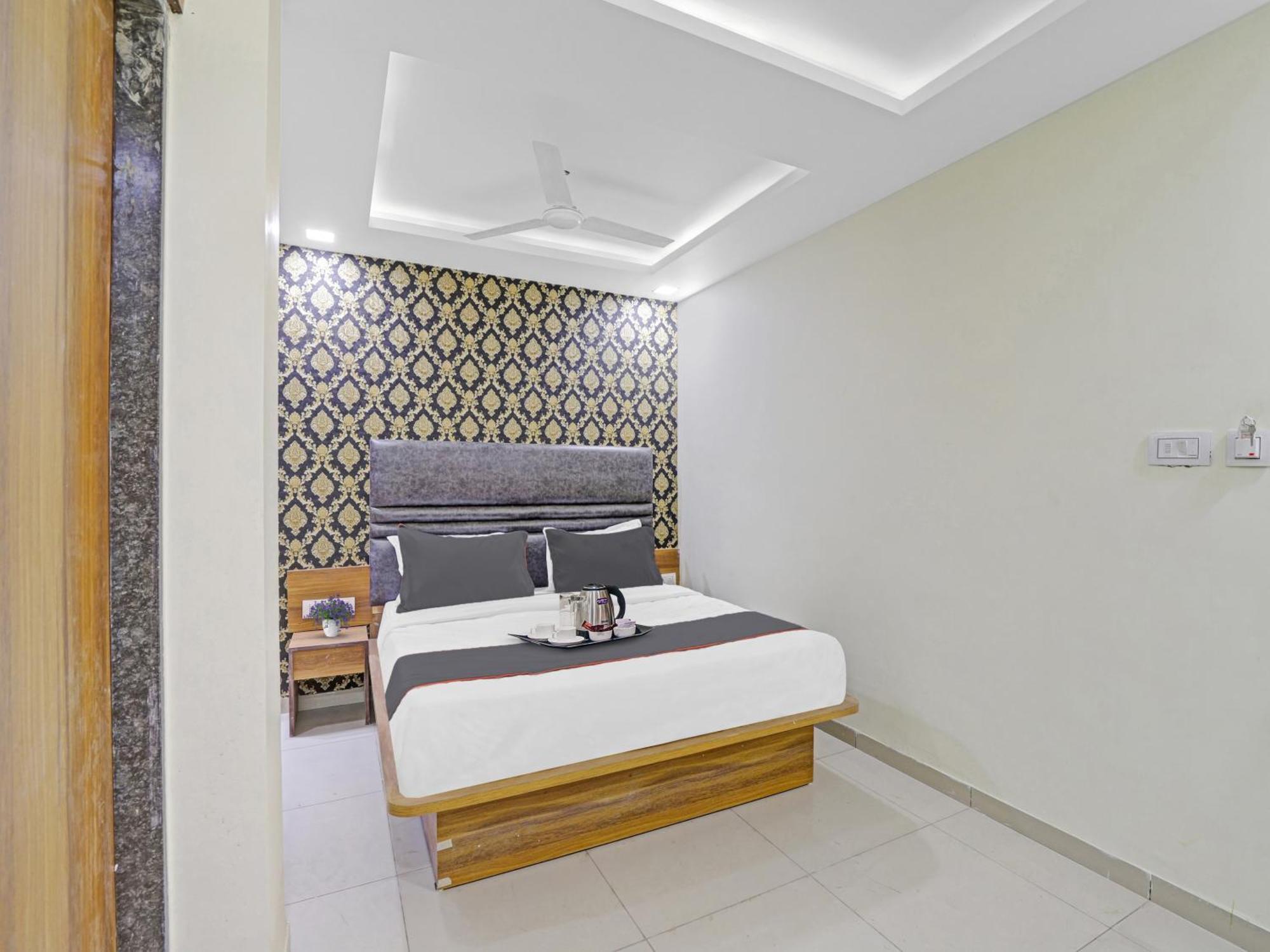Hotel O Hill View Vadodara Ngoại thất bức ảnh