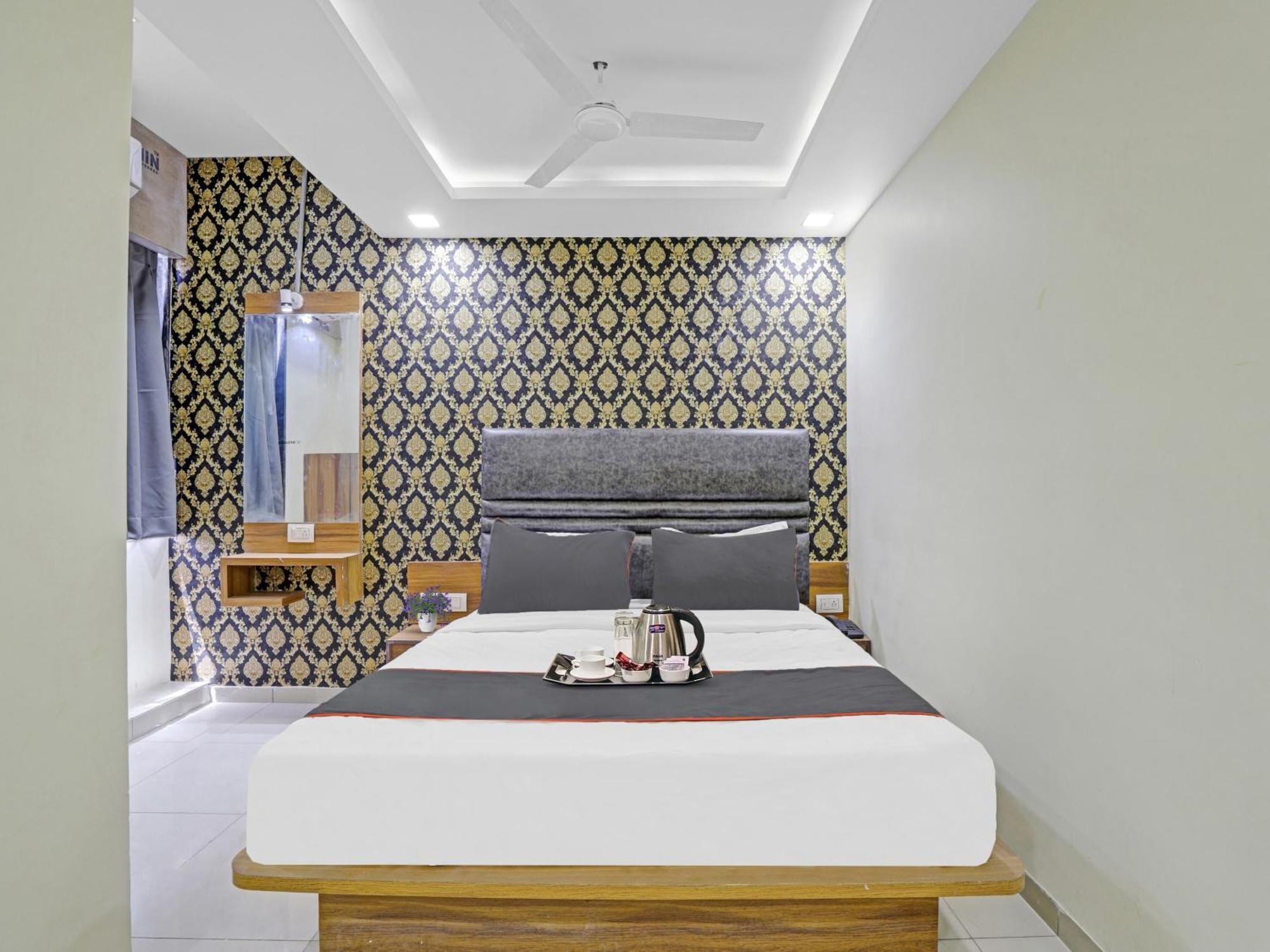 Hotel O Hill View Vadodara Ngoại thất bức ảnh